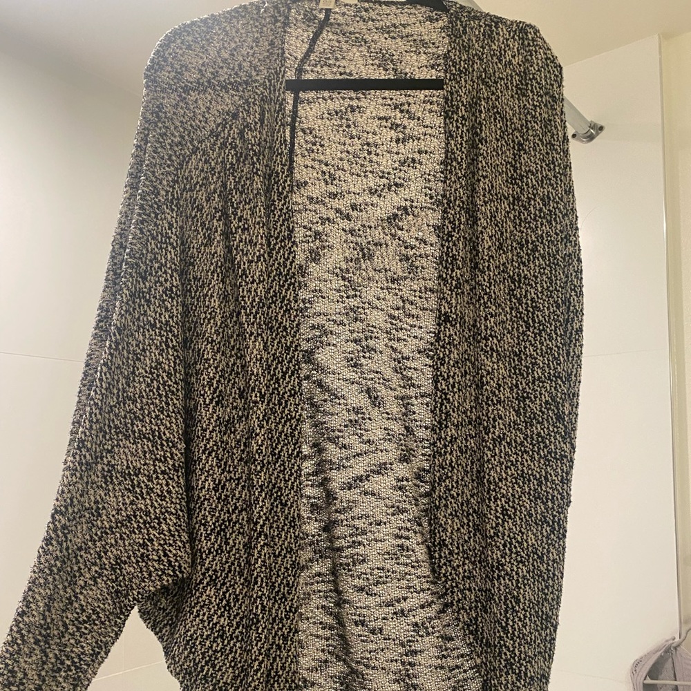 Long sleeved cardigan!